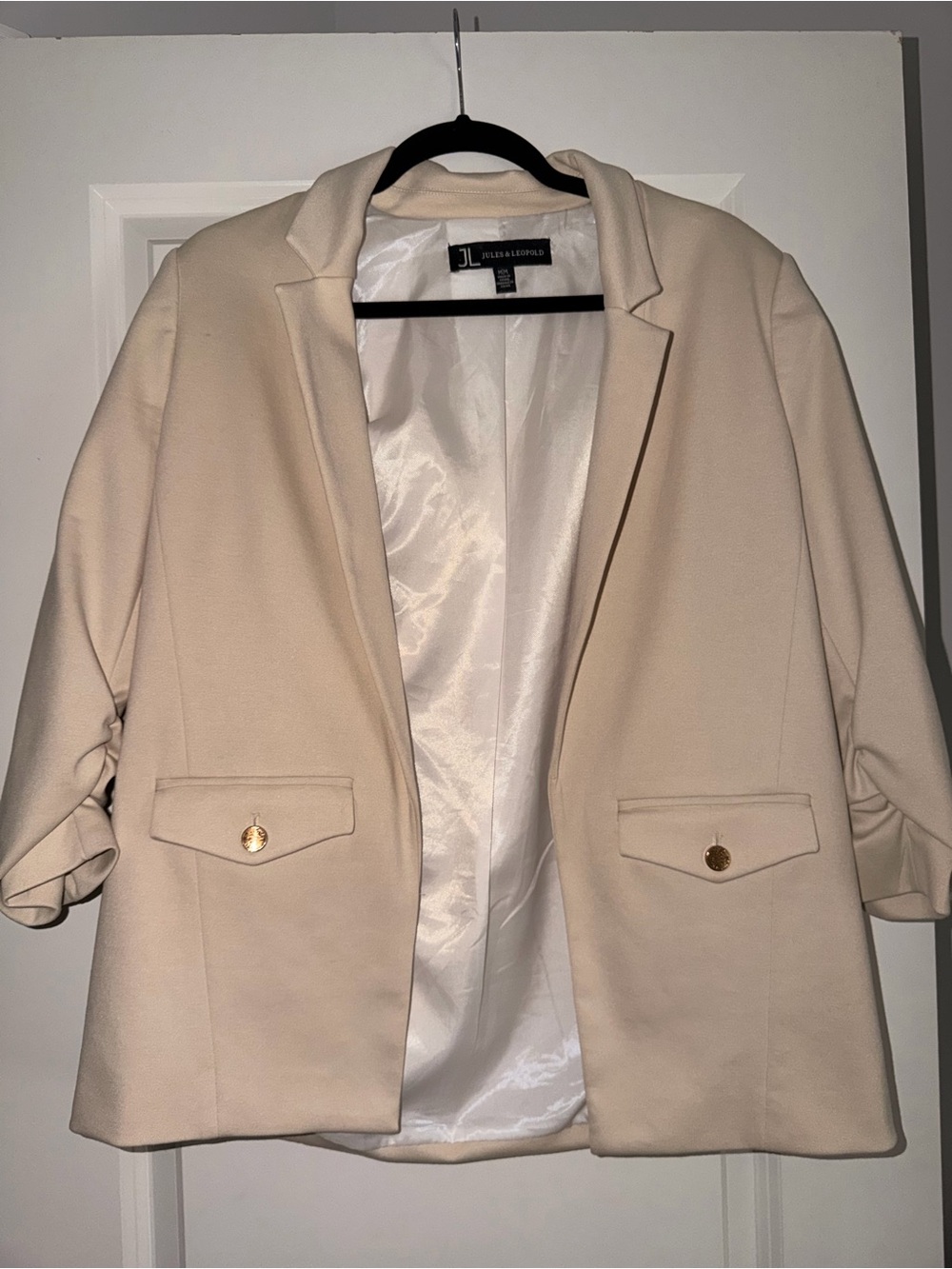 Jules & Leopold Cream Notch-Lapel Blazer with Gold Buttons